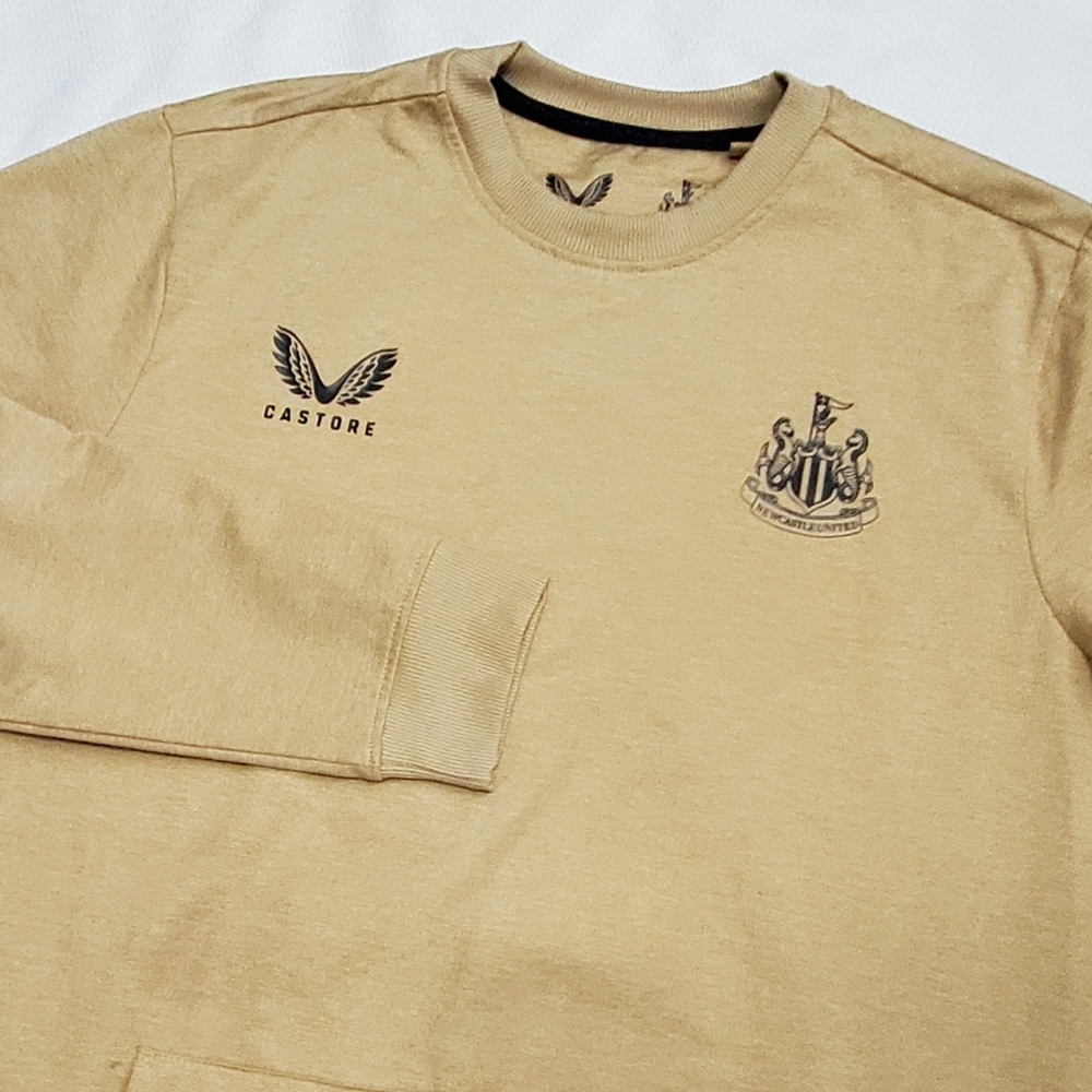 Castore x Newcastle United F.C. Tan Tech Fleece Sweatshirt Mens Medium
